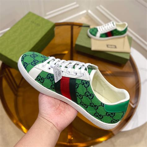 where can i buy cheap gucci shoes|really cheap Gucci shoes.